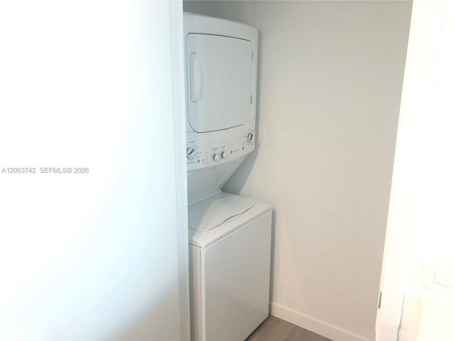 1100 S Miami Avenue 809, Miami, FL 33130