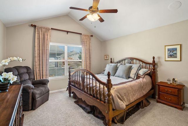 15270 Huff WAY, Brookfield, WI 53005