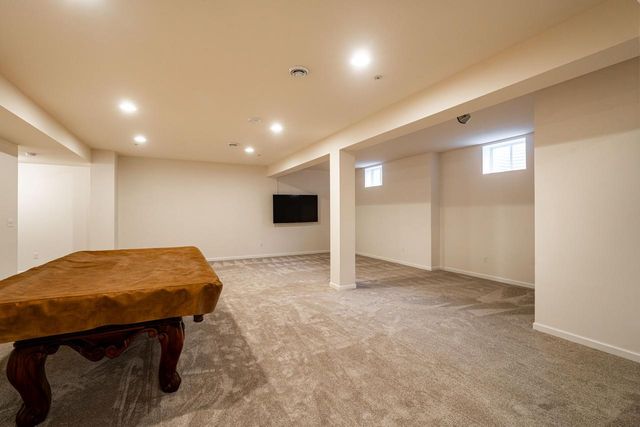 15270 Huff WAY, Brookfield, WI 53005