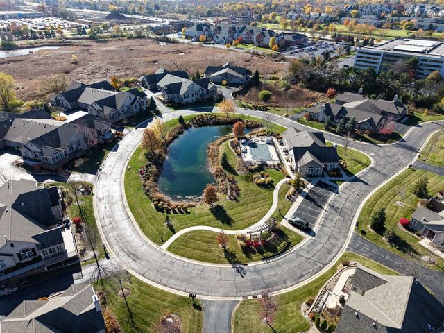 15270 Huff WAY, Brookfield, WI 53005