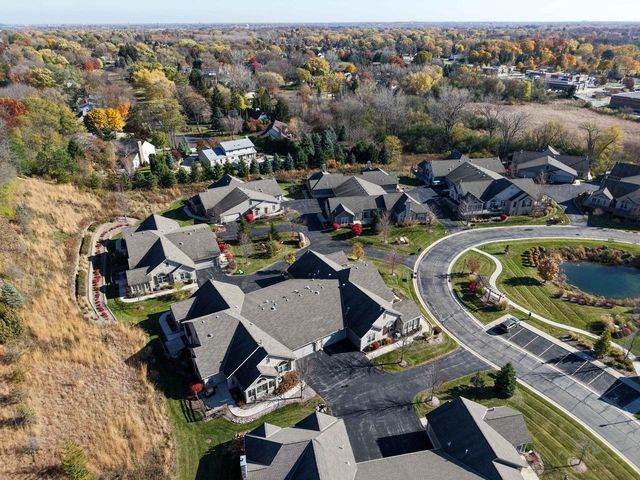 15270 Huff WAY, Brookfield, WI 53005