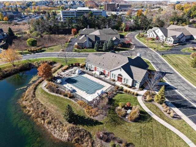 15270 Huff WAY, Brookfield, WI 53005