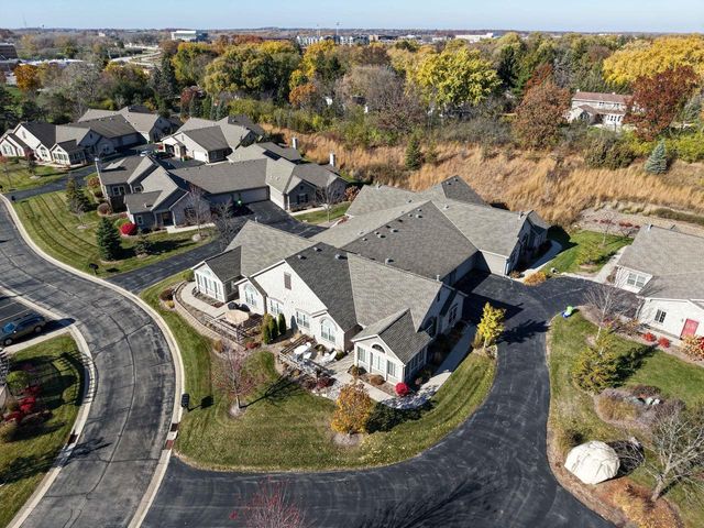 15270 Huff WAY, Brookfield, WI 53005