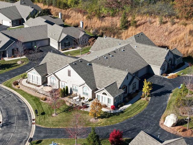 15270 Huff WAY, Brookfield, WI 53005