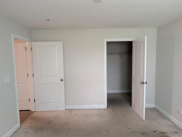 15 Bennett Street, Nashua, NH 03064