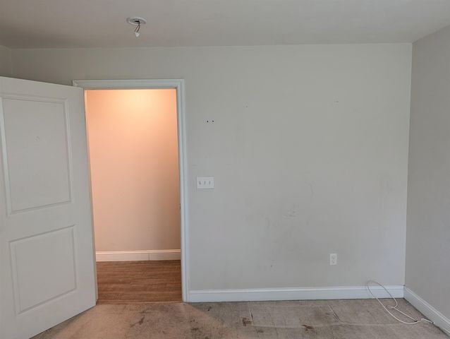 15 Bennett Street, Nashua, NH 03064