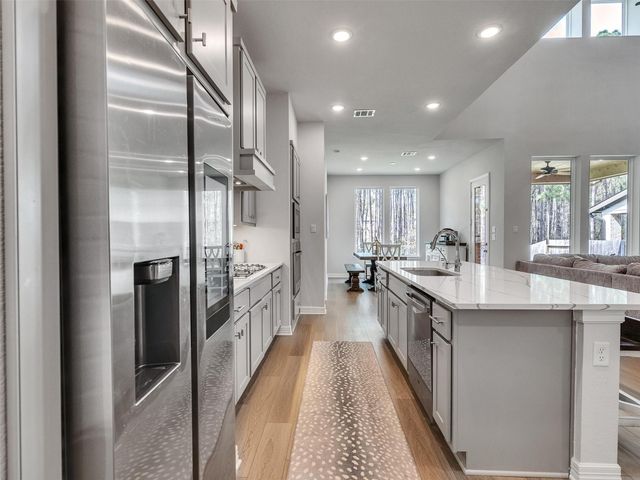 444 Coppice Creek Lane, Montgomery, TX 77316