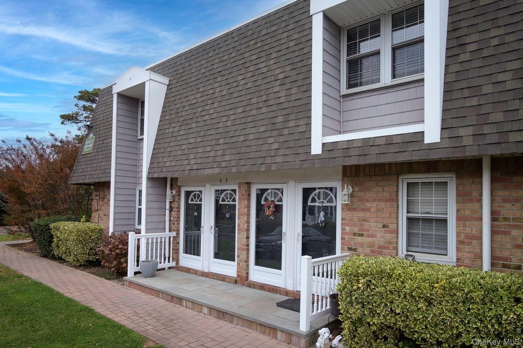 22 Midship Lane 7-22, Patchogue, NY 11772