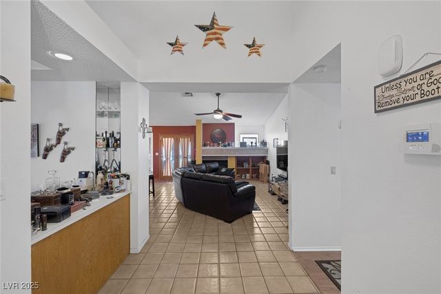 9100 Shelter Cove Court, Las Vegas, NV 89117