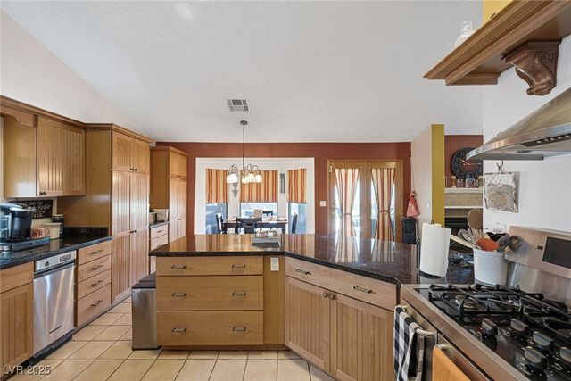 9100 Shelter Cove Court, Las Vegas, NV 89117