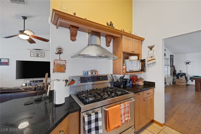 9100 Shelter Cove Court, Las Vegas, NV 89117