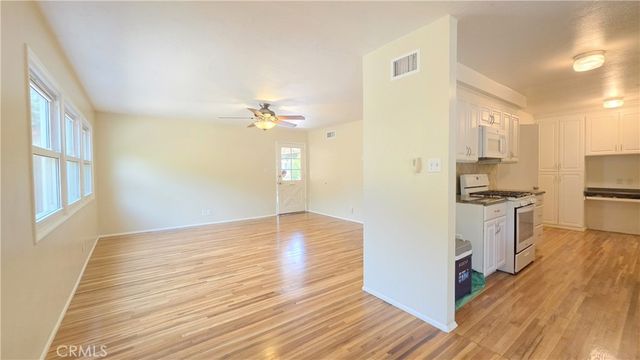 182 E Green Street, Claremont, CA 91711