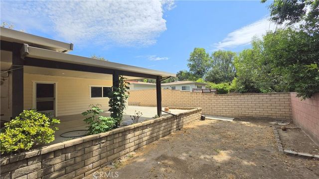 182 E Green Street, Claremont, CA 91711