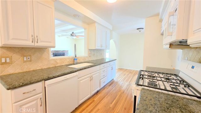 182 E Green Street, Claremont, CA 91711