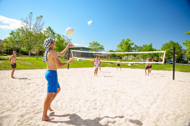 5263 W REVENTON RD, South Jordan, UT 84009