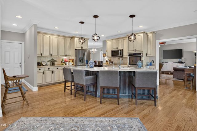 22979 Lone Eagle Drive, Bristol, VA 24202