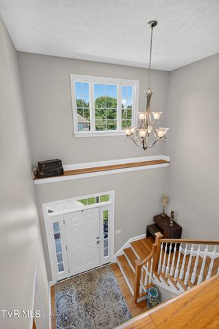 22979 Lone Eagle Drive, Bristol, VA 24202