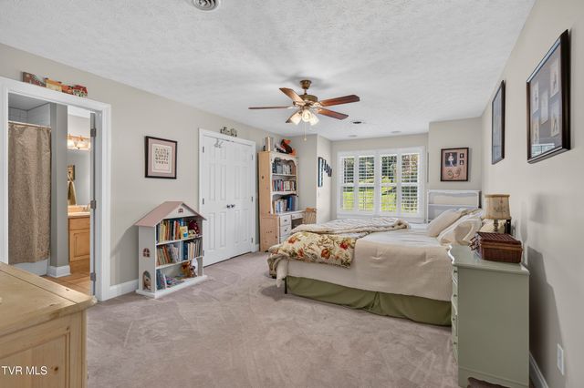 22979 Lone Eagle Drive, Bristol, VA 24202