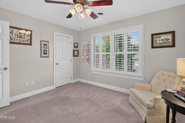 22979 Lone Eagle Drive, Bristol, VA 24202
