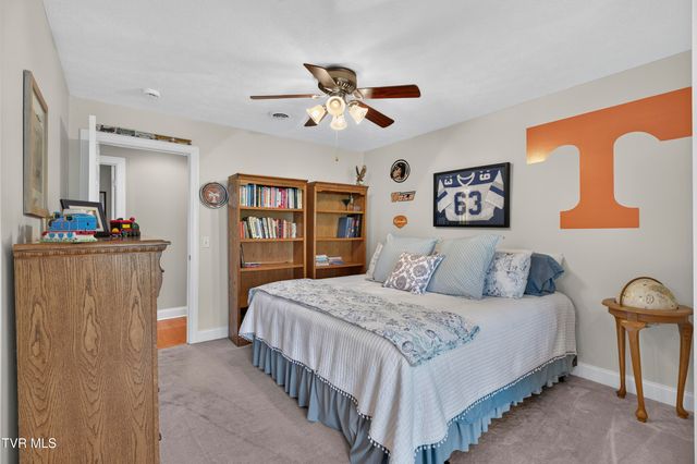 22979 Lone Eagle Drive, Bristol, VA 24202