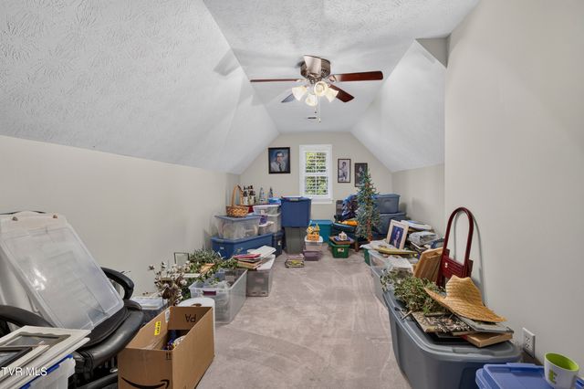 22979 Lone Eagle Drive, Bristol, VA 24202