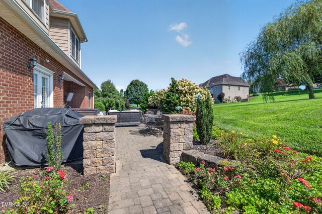 22979 Lone Eagle Drive, Bristol, VA 24202