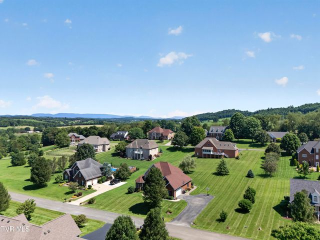 22979 Lone Eagle Drive, Bristol, VA 24202