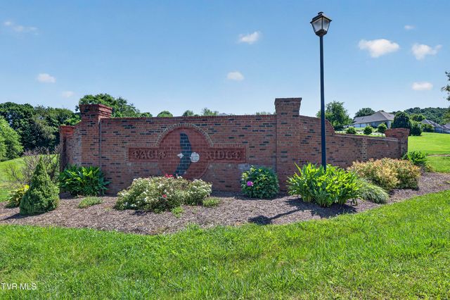 22979 Lone Eagle Drive, Bristol, VA 24202