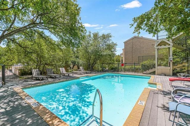 6600 Valleyside RD B8, Austin, TX 78731