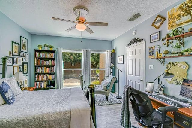 6600 Valleyside RD B8, Austin, TX 78731