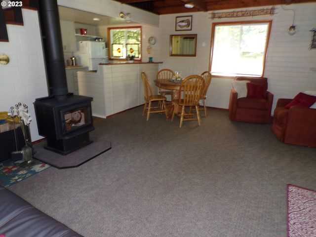 Cabin 44 Northwoods, Cougar, WA 98616