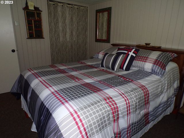 Cabin 44 Northwoods, Cougar, WA 98616