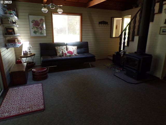 Cabin 44 Northwoods, Cougar, WA 98616