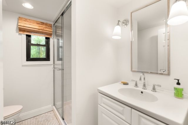 1098 Lakeside Dr, Vernon Twp., NJ 07422