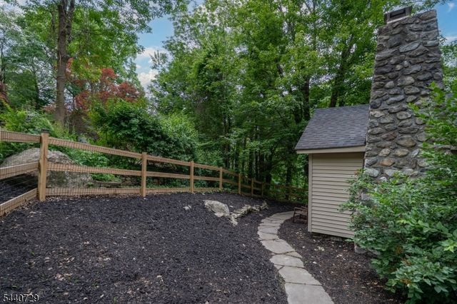 1098 Lakeside Dr, Vernon Twp., NJ 07422