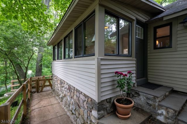 1098 Lakeside Dr, Vernon Twp., NJ 07422