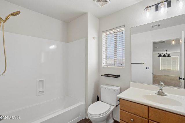 34394 N DAMIETTA Trail S, San Tan Valley, AZ 85143