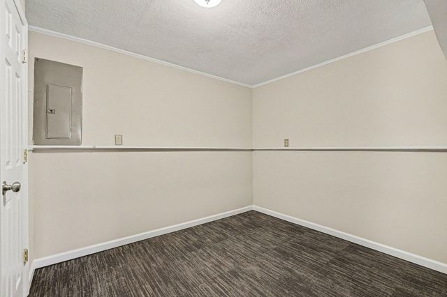 3060 Featherstone Drive, Burlington, KY 41005