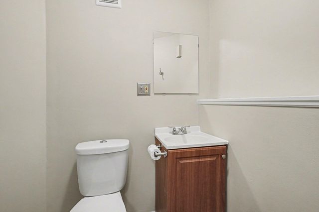 3060 Featherstone Drive, Burlington, KY 41005