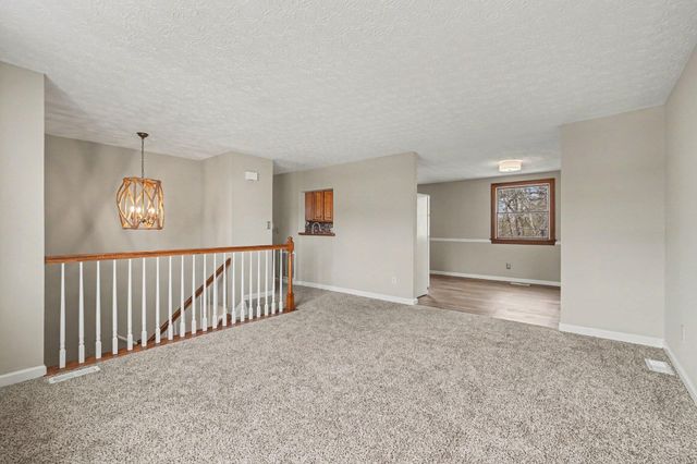 3060 Featherstone Drive, Burlington, KY 41005