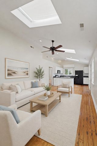 215 W Hudson Avenue, Folly Beach, SC 29439