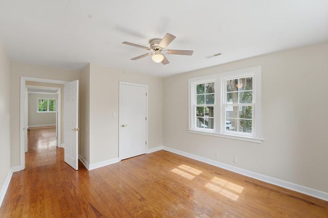 215 W Hudson Avenue, Folly Beach, SC 29439