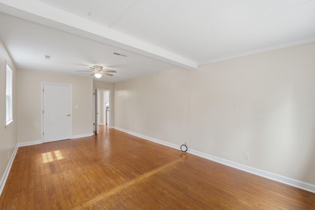 215 W Hudson Avenue, Folly Beach, SC 29439
