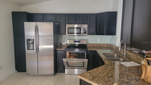7249 TWIN CEDAR LANE, Lakeland, FL 33810