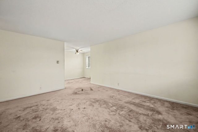 1700 Broadbridge Avenue C33, Stratford, CT 06614