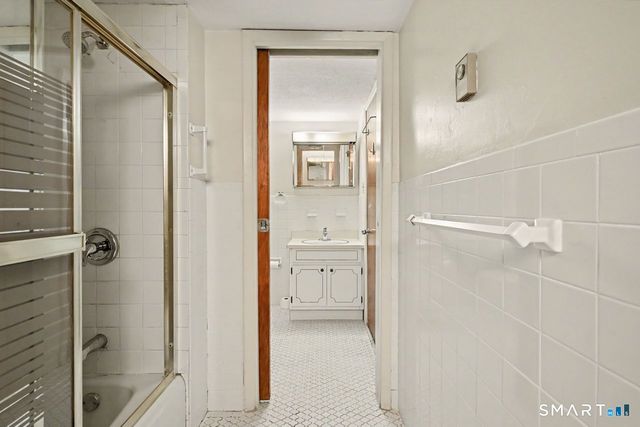 1700 Broadbridge Avenue C33, Stratford, CT 06614
