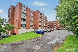 1700 Broadbridge Avenue C33, Stratford, CT 06614