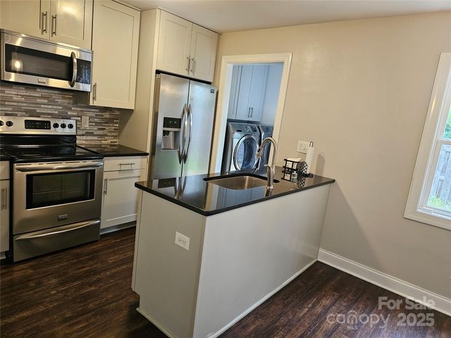 307 French Street, Charlotte, NC 28216