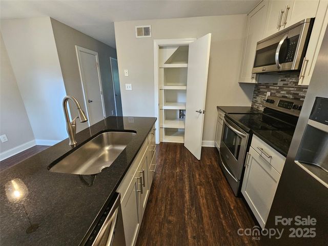 307 French Street, Charlotte, NC 28216
