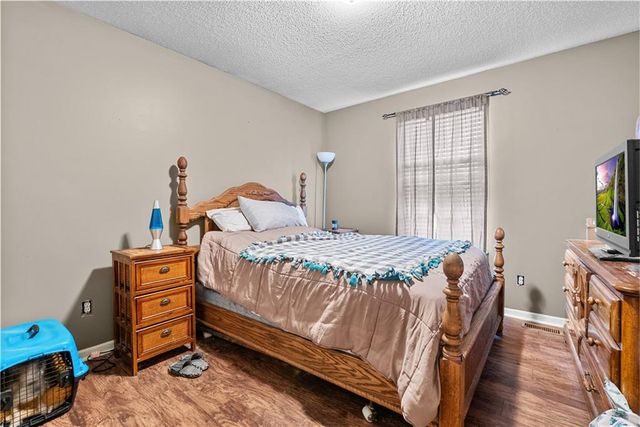 21135 W 120th Terrace, Olathe, KS 66061